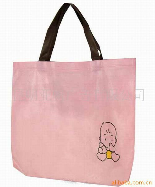 云南昆明印刷廠 專業打造高品質紙類印刷產品，從手提袋到禮品盒的全方位服務